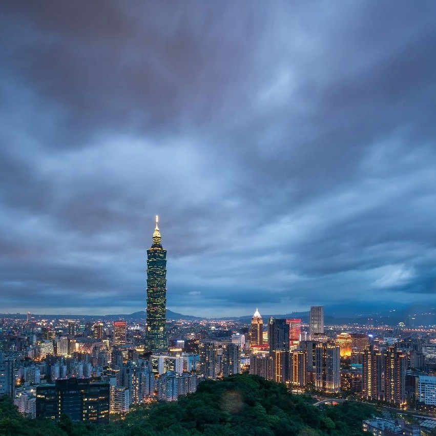 跨越海峡的台湾之美与挑战,发展观察员访谈录